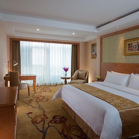 Vienna Hotel Chaoyang Nanning Extérieur photo