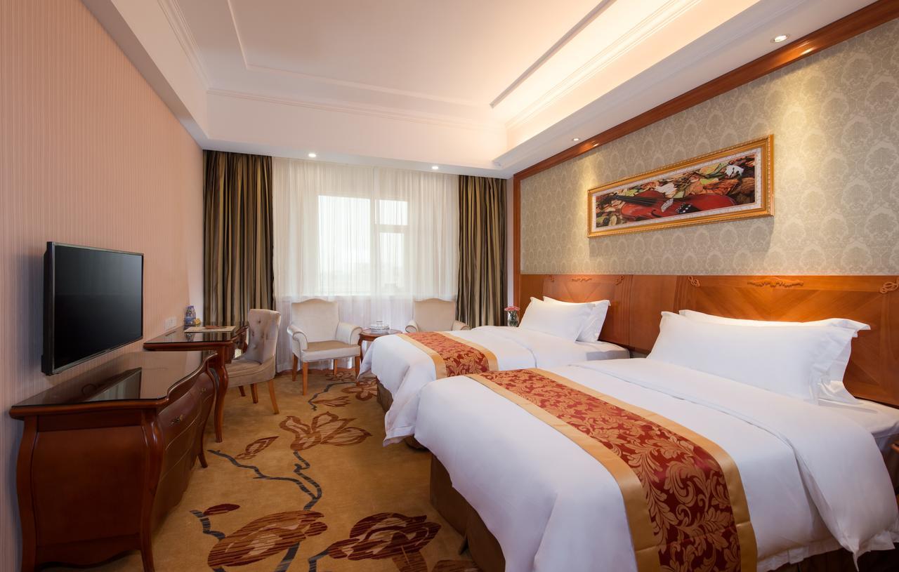 Vienna Hotel Chaoyang Nanning Extérieur photo