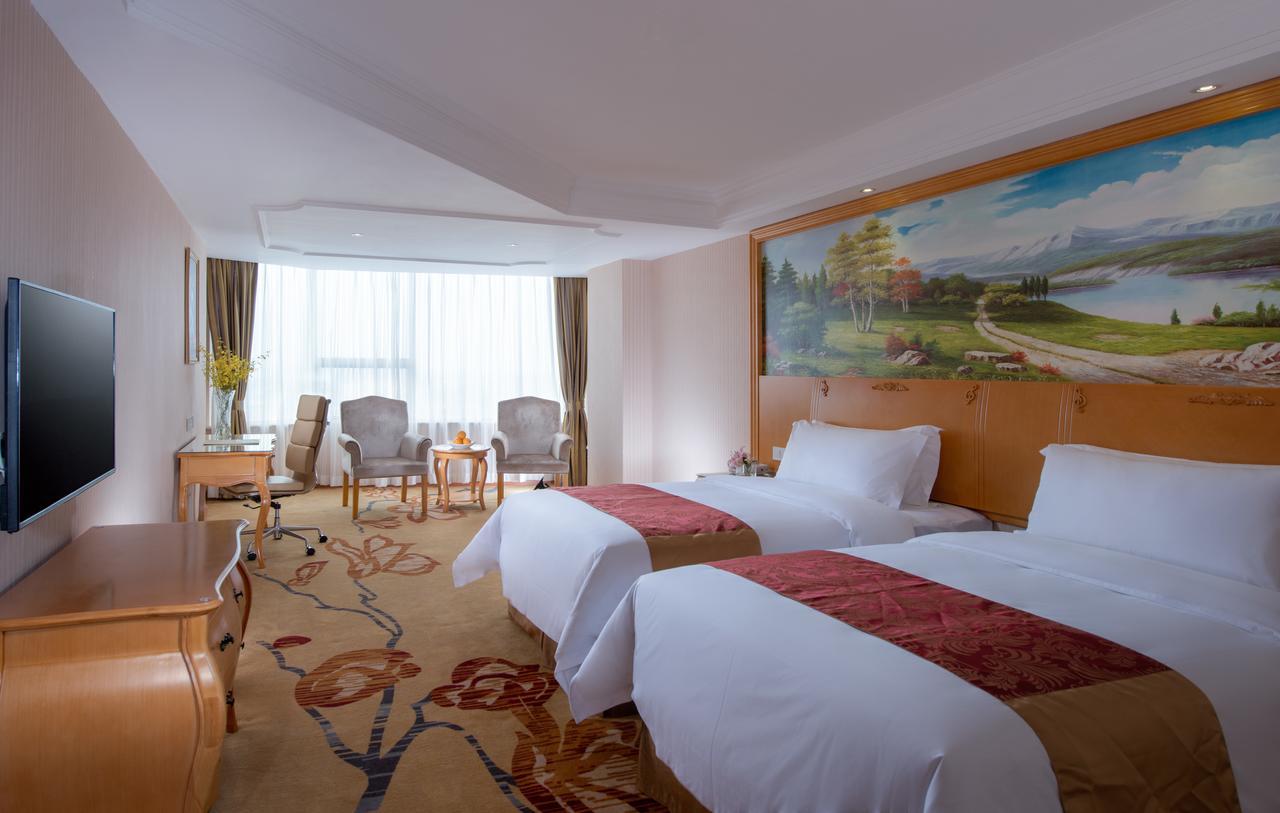 Vienna Hotel Chaoyang Nanning Extérieur photo