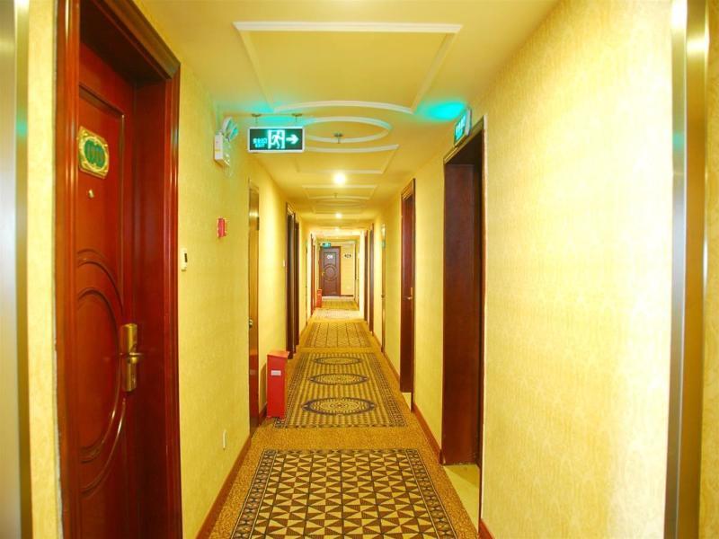 Vienna Hotel Chaoyang Nanning Extérieur photo